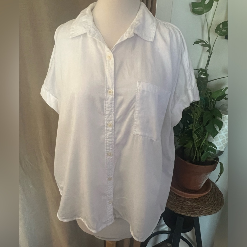 Style & Co. White camp shirt.